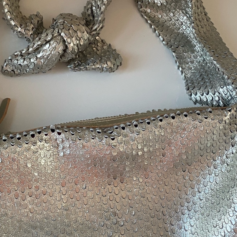 $620 Kate Spade Collect Metallic Silver Perforated Leather Shoulder Bag Purse - Picture 7 of 16